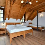 Apart-hotel Zámek Castle - Podzámčí Undercastle Racice (Vyskov)