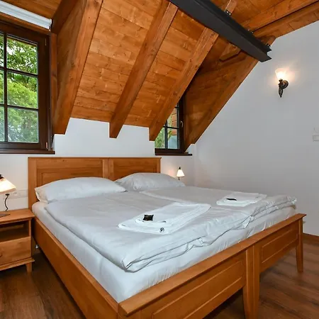 Zamek Castle - Podzamci Undercastle Апарт-отель 4*