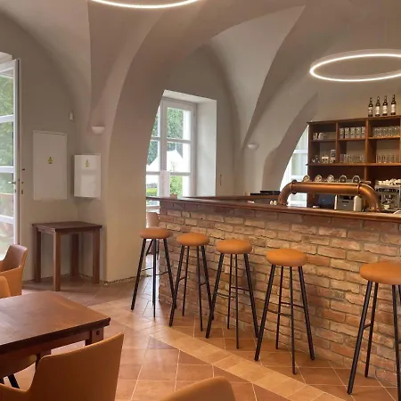 Zamek Castle - Podzamci Undercastle 4* Racice (Vyskov)