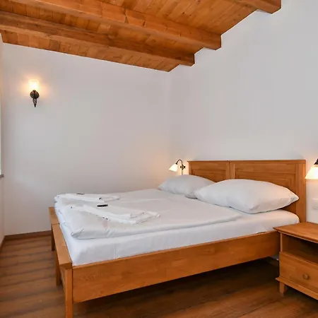 Zámek Castle - Podzámčí Undercastle 4* Racice (Vyskov)