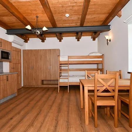 Zamek Castle - Podzamci Undercastle 4*