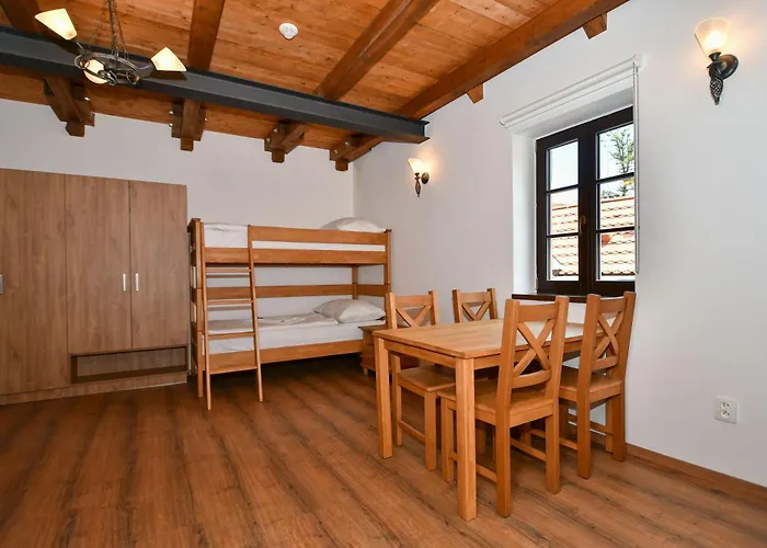 Aparthotel Zamek Castle - Podzamci Undercastle